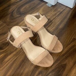 Olivia Ferguson Suede Tan Platform Heels